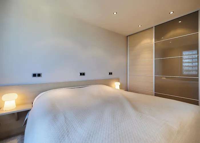 Lecomte - Sunset Shores 185 * Oostende